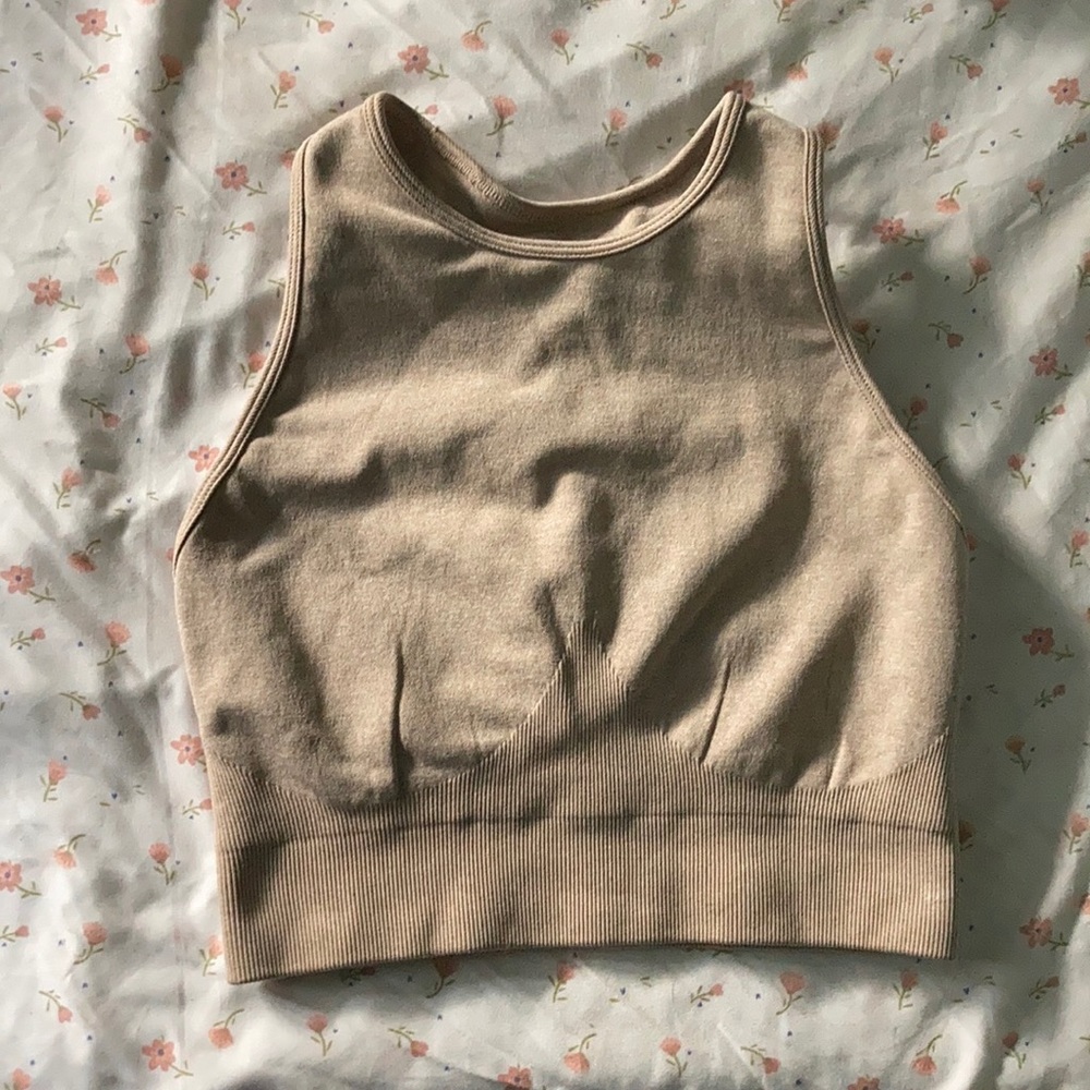 Bo and Tee crop top